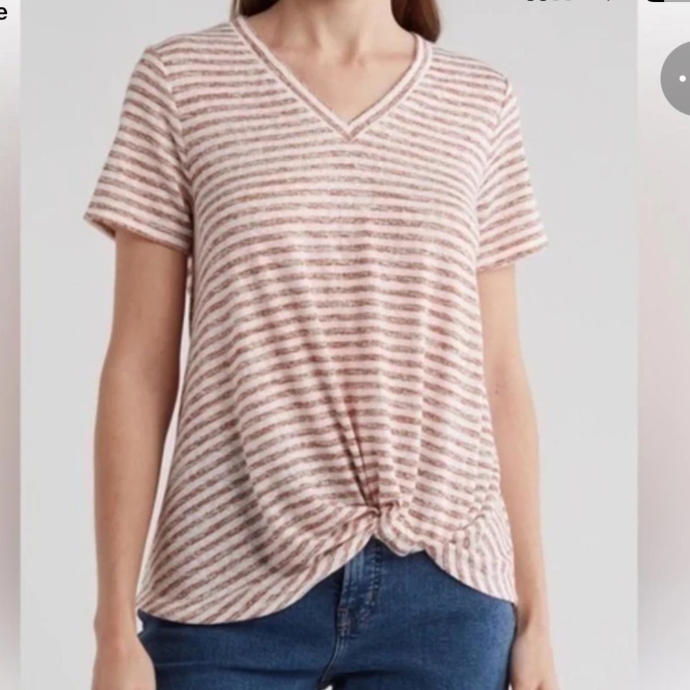 ⭐️ 3 For $15 Caslon Gray Striped V-Neck Women's Top